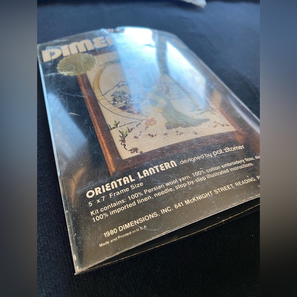 VTG 80’ Oriental Lantern Needlecraft NIB Set kit! 5x7 size! - Picture 2 of 5